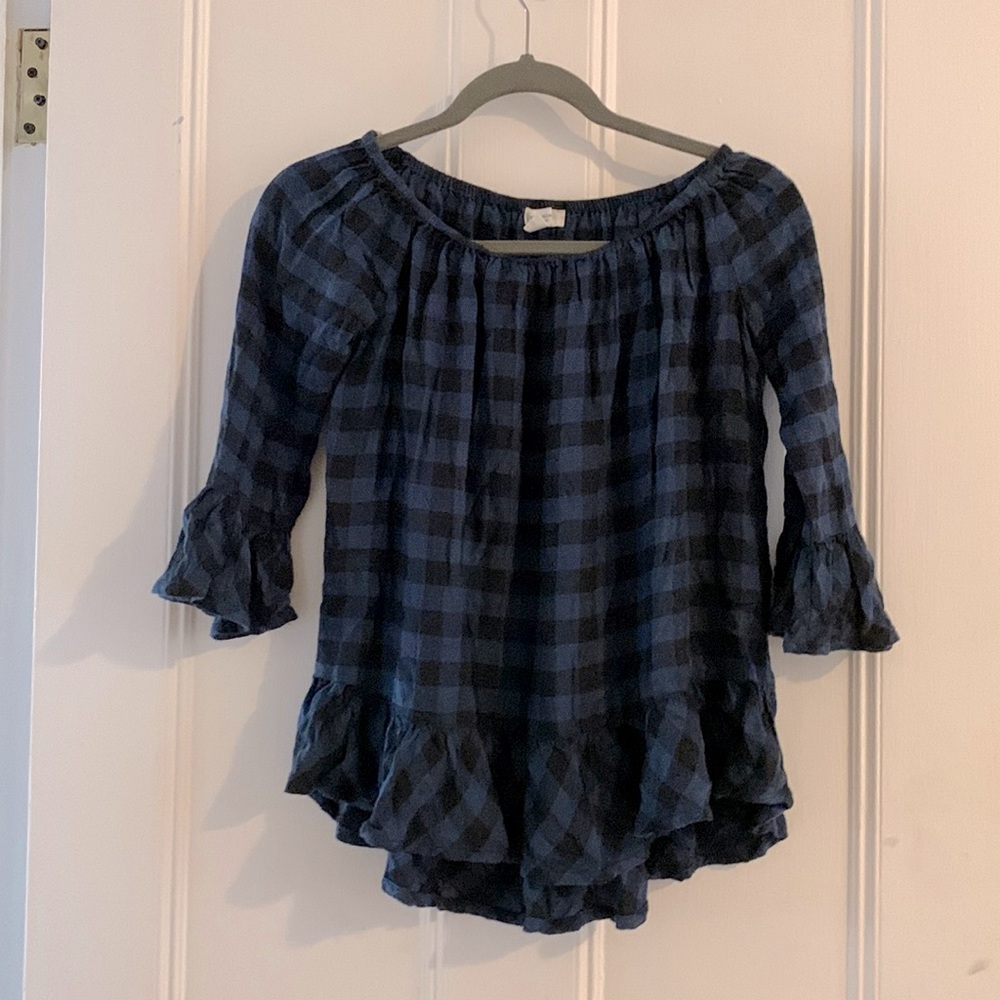 Cute, flowy and comfortable cotton top.